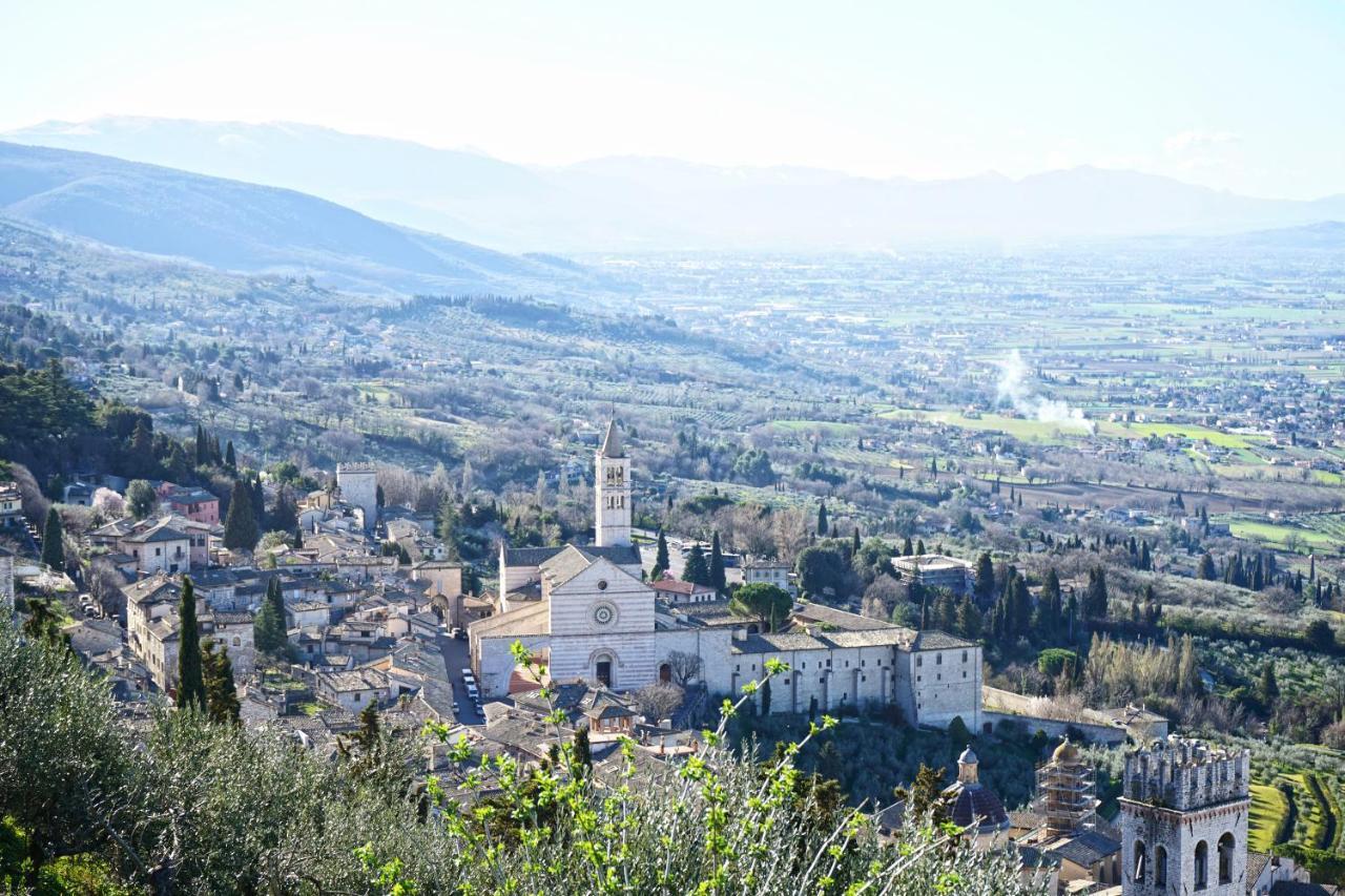 Ferienwohnung Chiama Ride The Beauty Assisi Exterior foto
